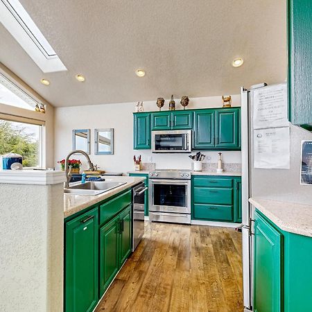 Pacific View Paradise Rockaway Beach Exterior foto